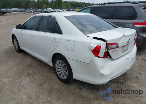 2012 Toyota Camry Le z USA, uszkodzony, nr VIN 4T1BF1FK2CU126407